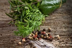 aromatic herbs and pepper-erbe aromatiche e pepe